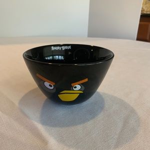 Angry Birds bowl.‎ Black.